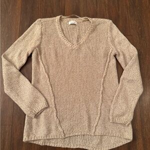 Lightweight tan sweater